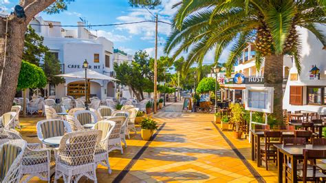 shopping in cala d'or